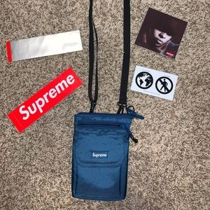 Blue/Turquoise Supreme Shoulder bag FW/19